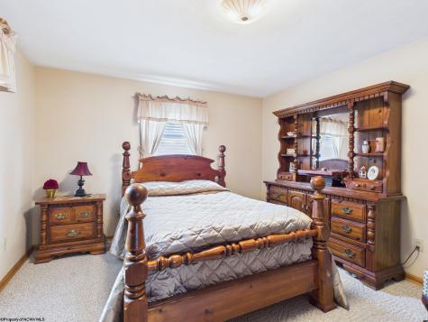 7 Hilltop Drive Philippi WV 26416