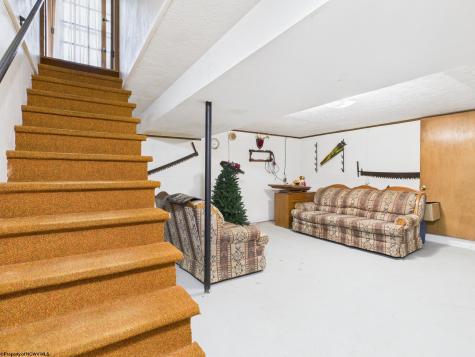 7 Hilltop Drive Philippi WV 26416