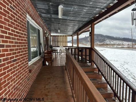 10 N Field Drive Moatsville WV 26405