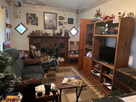 10 N Field Drive Moatsville WV 26405