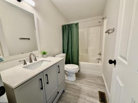2210 Lazelle Union Road Maidsville WV 26541