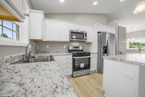 5 Brettwald Trail Morgantown WV 26508