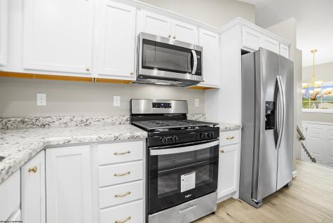 5 Brettwald Trail Morgantown WV 26508