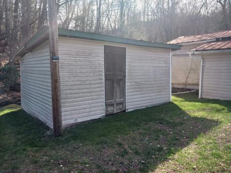 8106 Alton Road Adrian WV 26210
