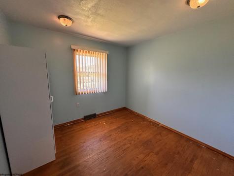 3785 Grafton Road Morgantown WV 26508-359