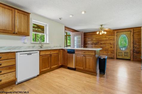 6002 Greenbrier Road Salem WV 26426