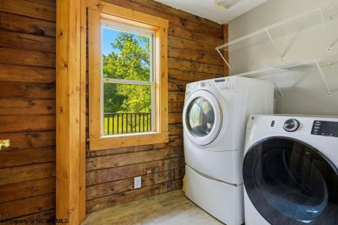 6002 Greenbrier Road Salem WV 26426