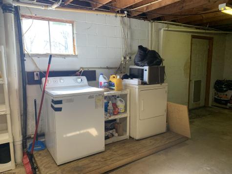 7100 N Calhoun Highway Mount Zion WV 26151