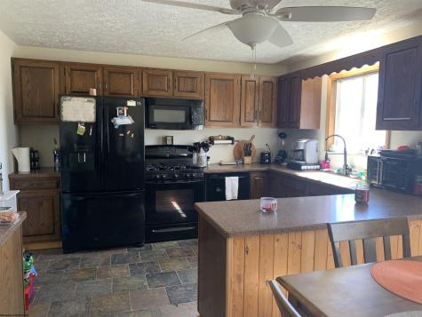 7100 N Calhoun Highway Mount Zion WV 26151