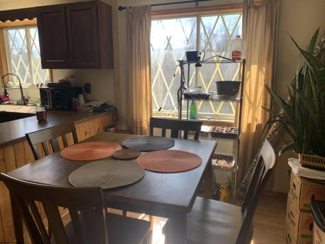 7100 N Calhoun Highway Mount Zion WV 26151