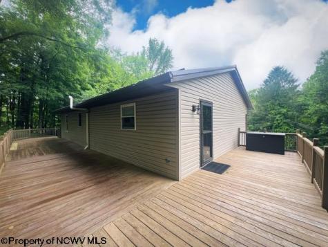 1344 Goose Run Road Fairmont WV 26554
