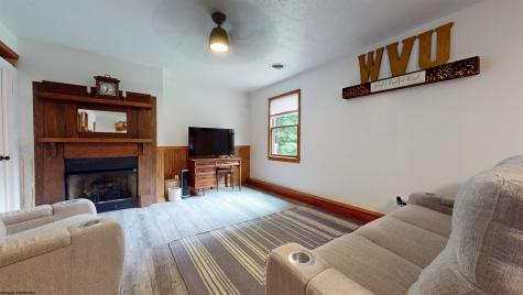 1344 Goose Run Road Fairmont WV 26554