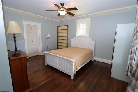121 Earle Street Elkins WV 26241