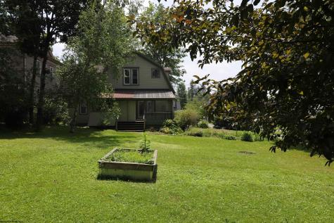 121 Earle Street Elkins WV 26241