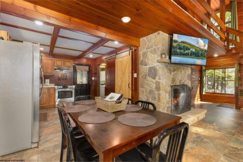 100 Ginger Court Terra Alta WV 26764