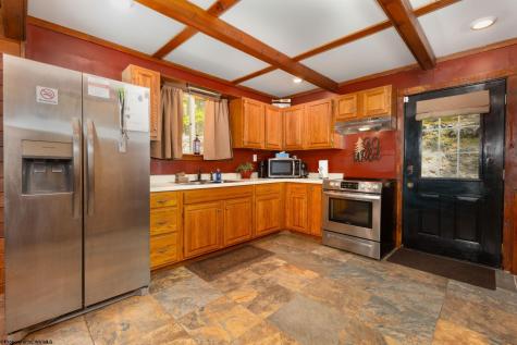 100 Ginger Court Terra Alta WV 26764