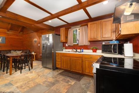 100 Ginger Court Terra Alta WV 26764