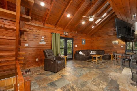 100 Ginger Court Terra Alta WV 26764