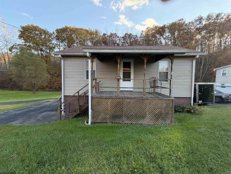 813 Us Hwy 33 West Weston WV 26452