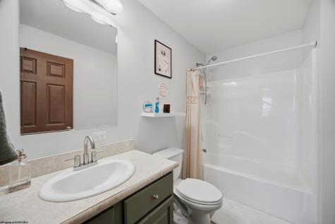 1986 Rock Union Road Fairmont WV 26554