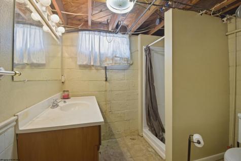 928 East Avenue Shinnston WV 26431