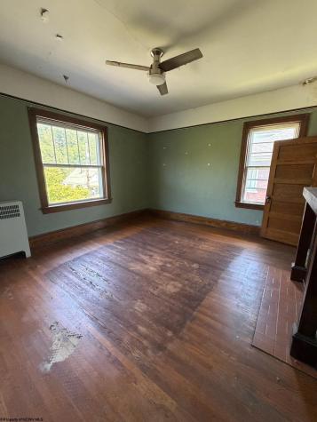 131 W 7th Street Weston WV 26452