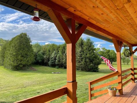 257 Marcus Rennix Road Valley Bend WV 26293