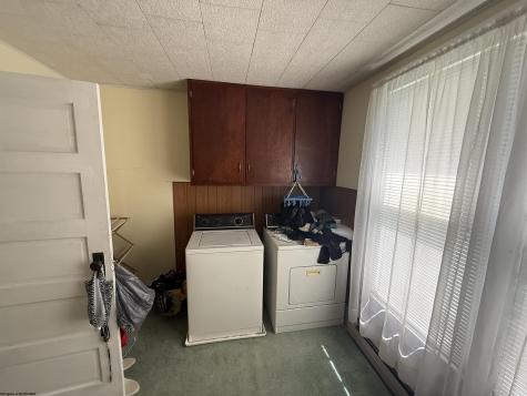 8688 Cost Avenue Stonewood WV 26301