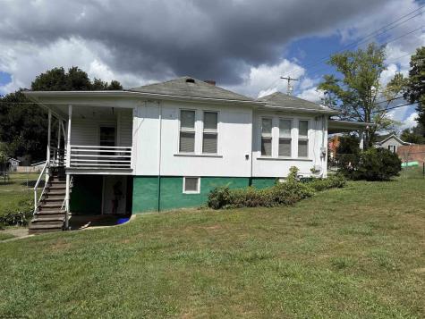 8688 Cost Avenue Stonewood WV 26301