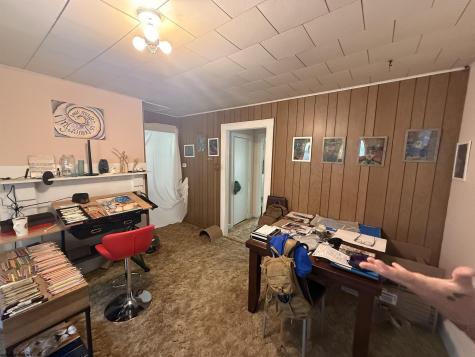 8688 Cost Avenue Stonewood WV 26301