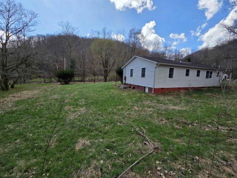 144 Smoke House Road Parsons WV 26287