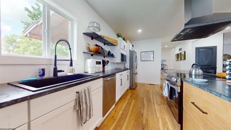 23 Freeland Street Fairmont WV 26554