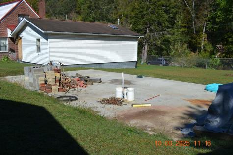 125 Riverside Drive Weston WV 26452