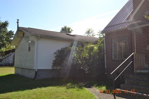 125 Riverside Drive Weston WV 26452