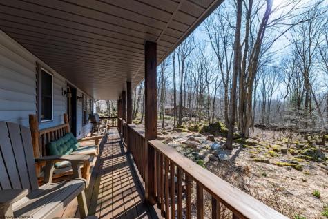 183 Fern Court Terra Alta WV 26764