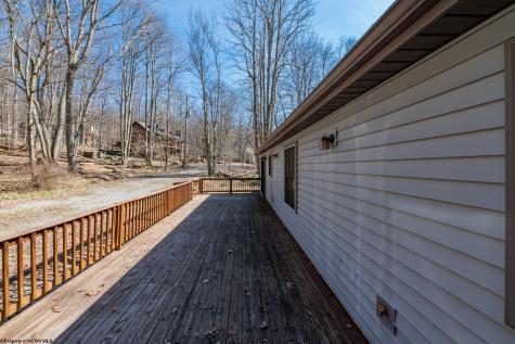 183 Fern Court Terra Alta WV 26764
