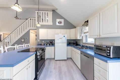 183 Fern Court Terra Alta WV 26764