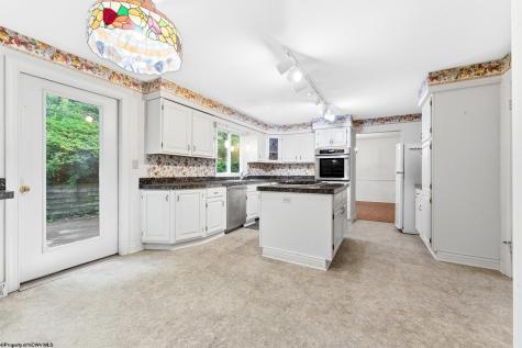 106 Forest Drive Morgantown WV 26505