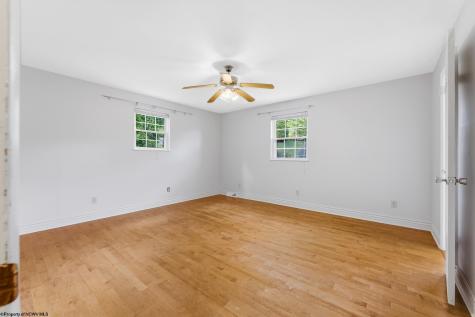 106 Forest Drive Morgantown WV 26505