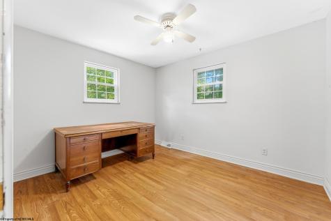 106 Forest Drive Morgantown WV 26505