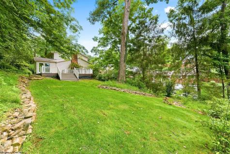 106 Forest Drive Morgantown WV 26505