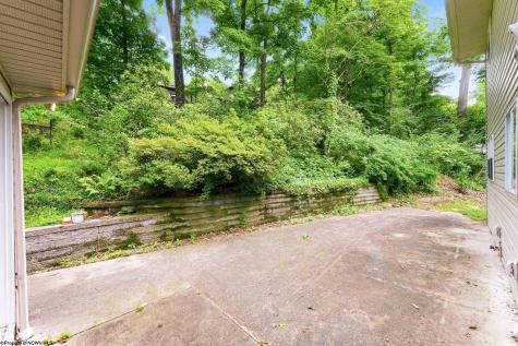 106 Forest Drive Morgantown WV 26505