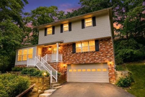 106 Forest Drive Morgantown WV 26505