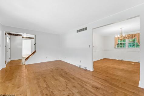 106 Forest Drive Morgantown WV 26505