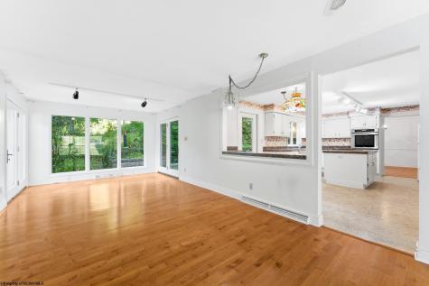 106 Forest Drive Morgantown WV 26505