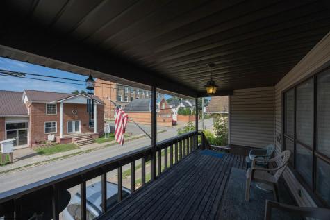 121 E 4th Street Weston WV 26452