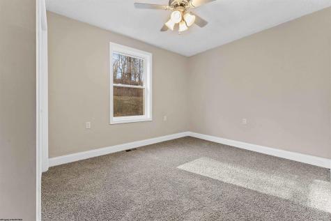 1446 Brookhaven Road Morgantown WV 26508