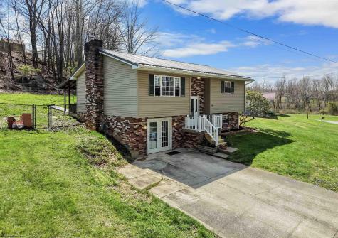 30 Hillside Drive Buckhannon WV 26201