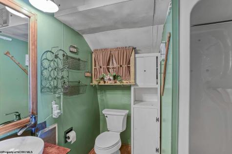 1218 E Alpine Drive Terra Alta WV 26764