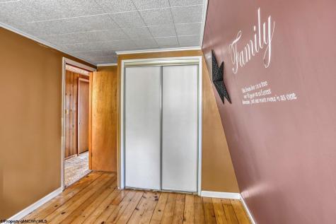 1218 E Alpine Drive Terra Alta WV 26764
